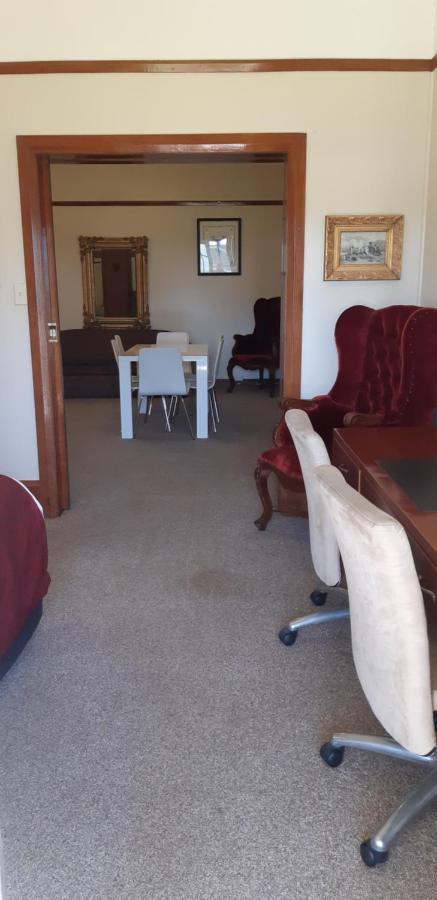 Riverside Motel 4*